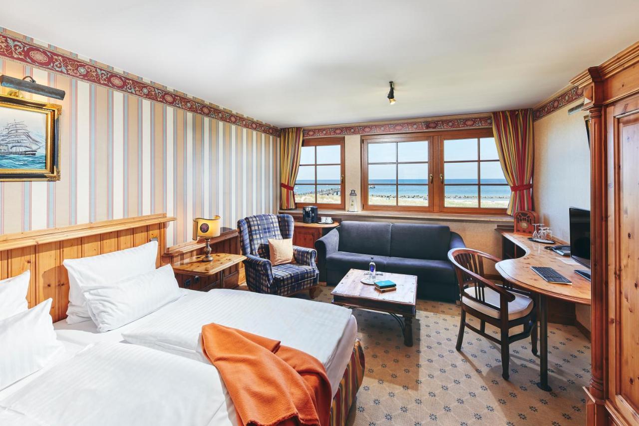 Moby Dick Hotel & Ferienwohnungen Вустров Екстериор снимка